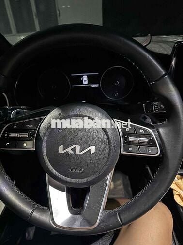 Kia K3 2022 Premium 1.6 AT - 50000 km