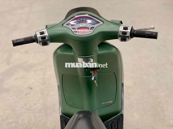 Vespa Sprint 125 ABS 2018 Xanh Rêu Nhám Chính Chủ