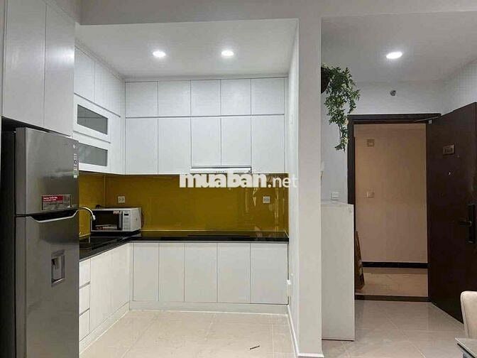 The Park Residence cho thuê 2PN 1WC nhà cơ bản giá 9triệu ở liền