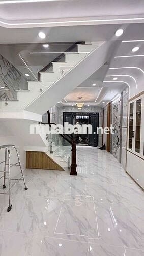 NHỈNH 4 TỶ - NHÀ ĐẸP 2 TẦNG LÊ VĂN QUỚI- 4X11M- FULL NỘI THẤT 
