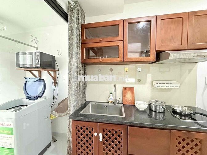 Trống sẵn căn hộ 1 phòng ngủ mát mẻ gần biển