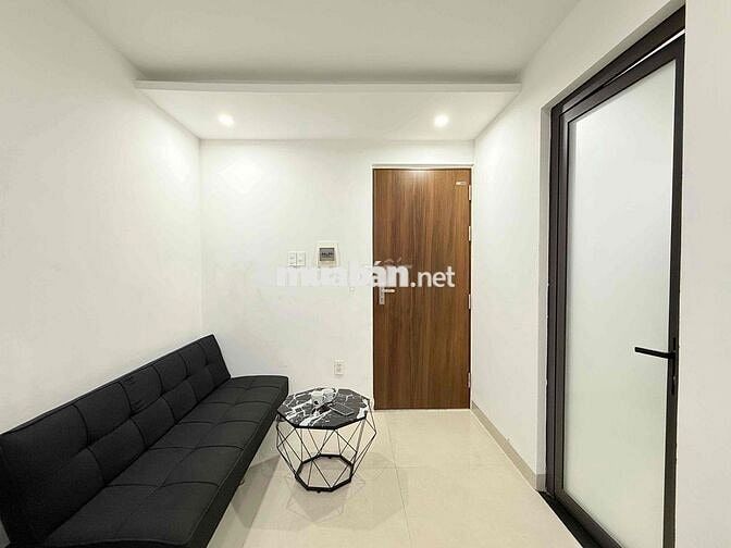 Trống sẵn căn hộ 1 phòng ngủ mát mẻ gần biển