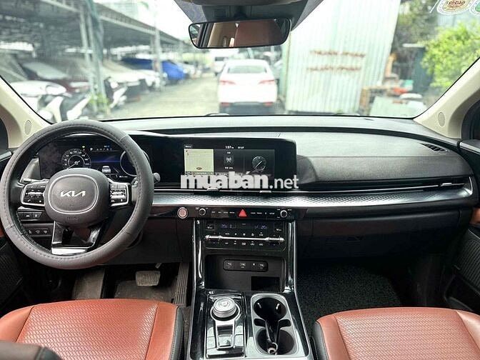 Kia Carnival Signature 2.2D 2022 Đen 78000km