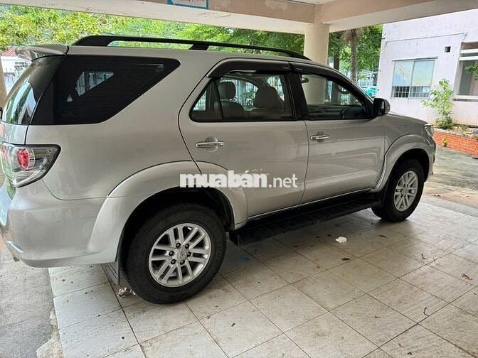 Toyota Fortuner - 2012 số tự động ( mẫu mới )