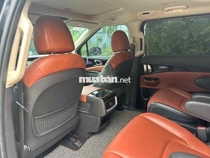 Kia Carnival Signature 2.2D 2022 Đen 78000km