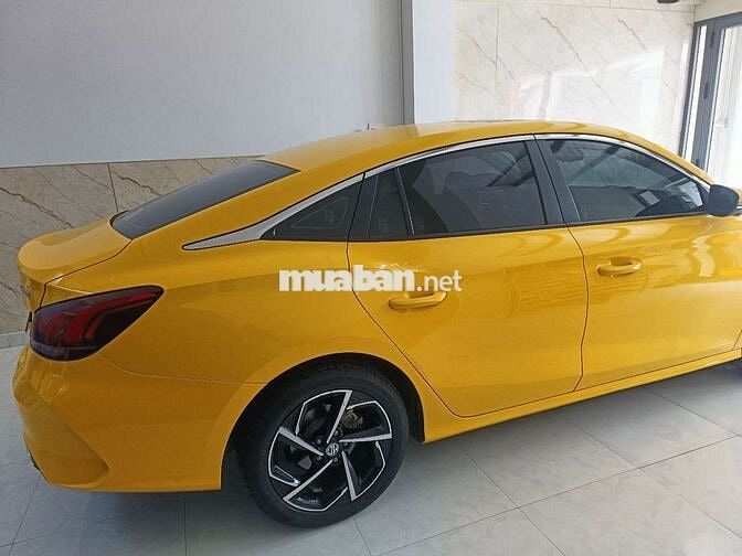 MG 5 Luxury 2024 Vàng 21.000 km