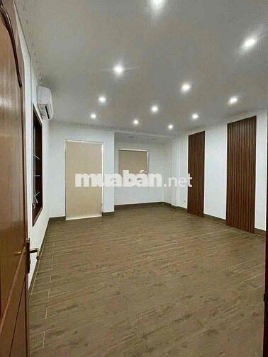 Cho thuê nhà trệt 3 lầu mặt tiền Lý Thái Tổ - KDC Hưng Phú 1, P. Hưng