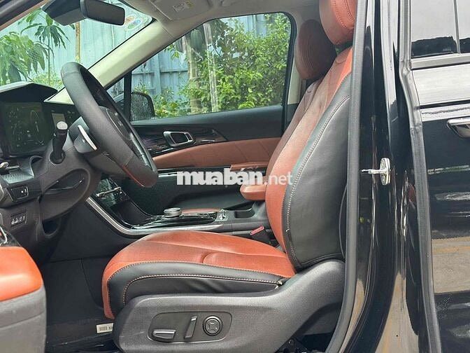Kia Carnival Signature 2.2D 2022 Đen 78000km