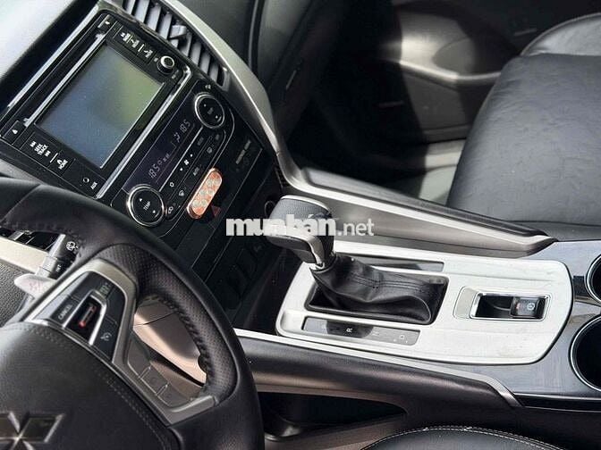 Mitsubishi Pajero Sport 2019 TỰ ĐỘNG ,BẢO HÀNH