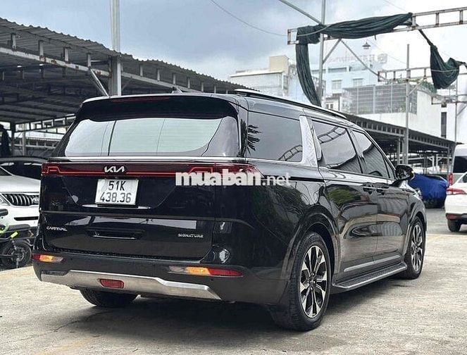 Kia Carnival Signature 2.2D 2022 Đen 78000km