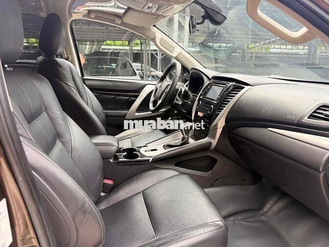 Mitsubishi Pajero Sport 2019 TỰ ĐỘNG ,BẢO HÀNH