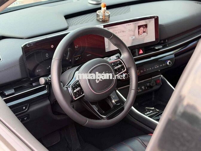 Kia Carnival Signature 2025 Xám 20.000 km