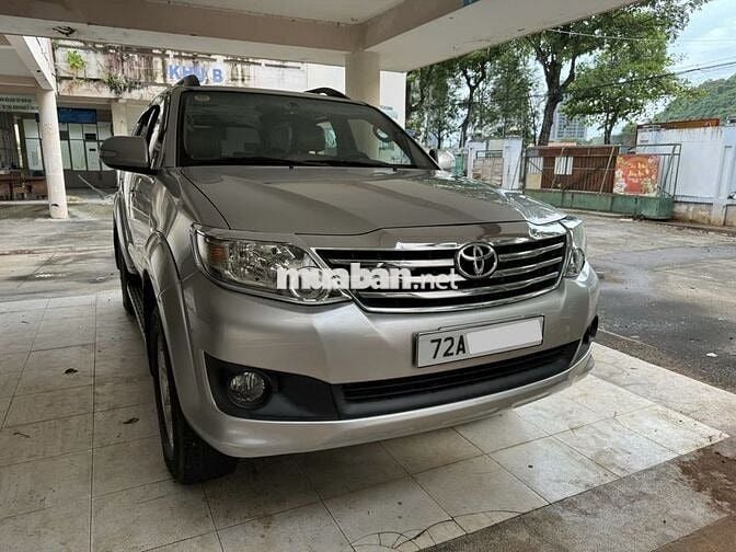 Toyota Fortuner - 2012 số tự động ( mẫu mới )