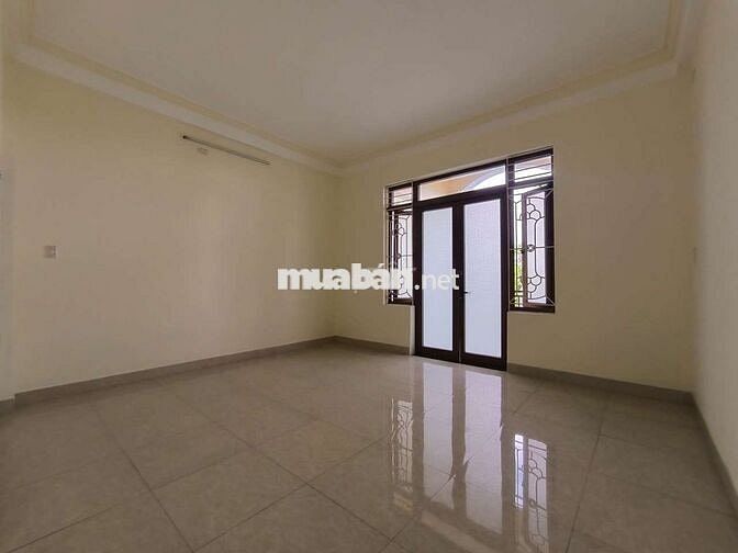 Cho thuê nhà 3 .5 tầng  đường Nguyễn đình tựu