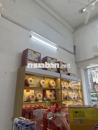 CẦN TUYỂN NHÂN VIÊN BÁN HÀNG CỬA HÀNG YẾN SÀO