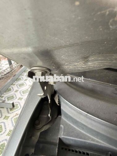 Toyota Innova 8 chỗ Số sàn Bạc