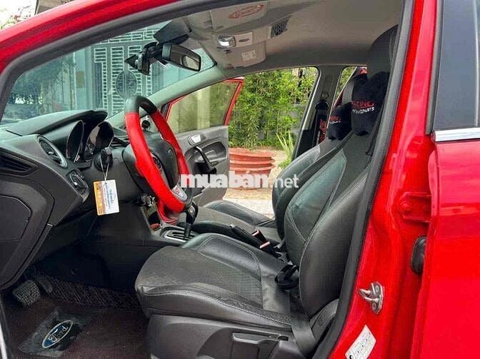 Ford Fiesta 2016 AT