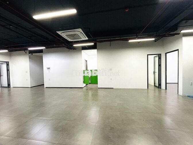 VĂN PHÒNG TẦNG 3 RỘNG 100M2 GẦN CẦU TIÊN SƠN