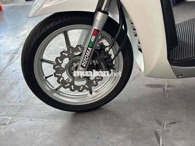 SH300i 2015 trả trước 36tr bao nợ xấu