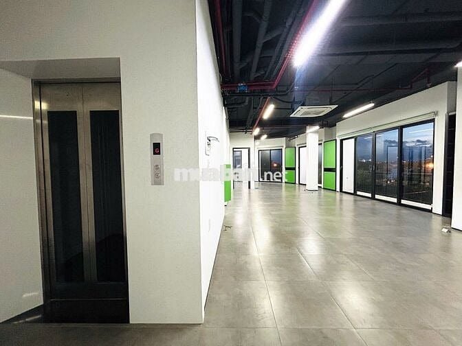VĂN PHÒNG TẦNG 3 RỘNG 100M2 GẦN CẦU TIÊN SƠN