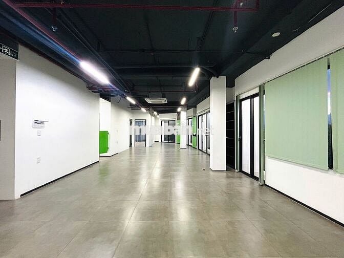 VĂN PHÒNG TẦNG 3 RỘNG 100M2 GẦN CẦU TIÊN SƠN