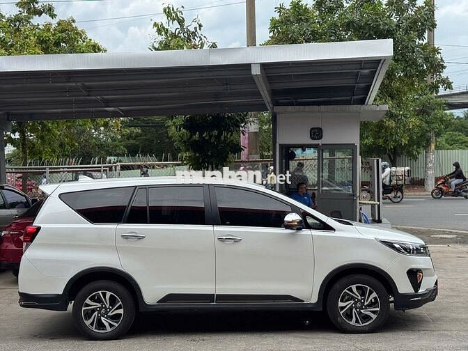 Innova Venturer 2022, đi lướt, 1 chủ từ mới
