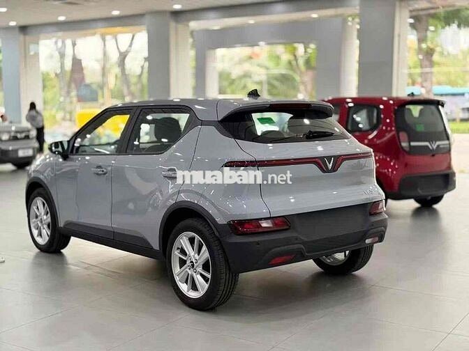 Vinfast VF5 Plus 5 chỗ điện màu Xám