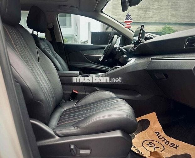 Peugeot 3008 Allure Model 2023 Siêu Lướt 3v Km