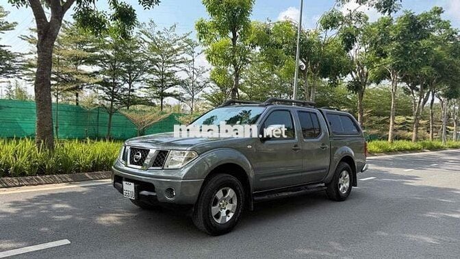Nissan Navara 2012 AT 2 cầu