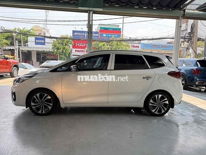 Kia Rondo 2020 2.0 GAT Deluxe Trắng 65.000 km