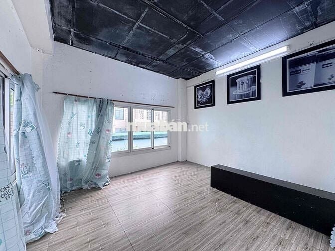 Siêu Rẻ!! Nguyên Căn 3x3m Trệt 1 Lầu Trống Suốt Hẻm Xe Tải 9M Q10