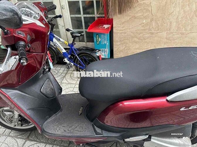 Honda Lead 2016 màu đỏ