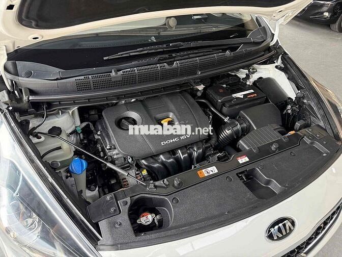 Kia Rondo 2020 2.0 GAT Deluxe Trắng 65.000 km