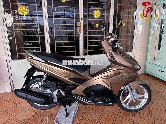 Honda Air Blade 2016 tem ẩn bs65