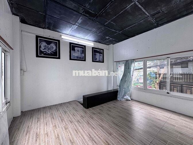Siêu Rẻ!! Nguyên Căn 3x3m Trệt 1 Lầu Trống Suốt Hẻm Xe Tải 9M Q10