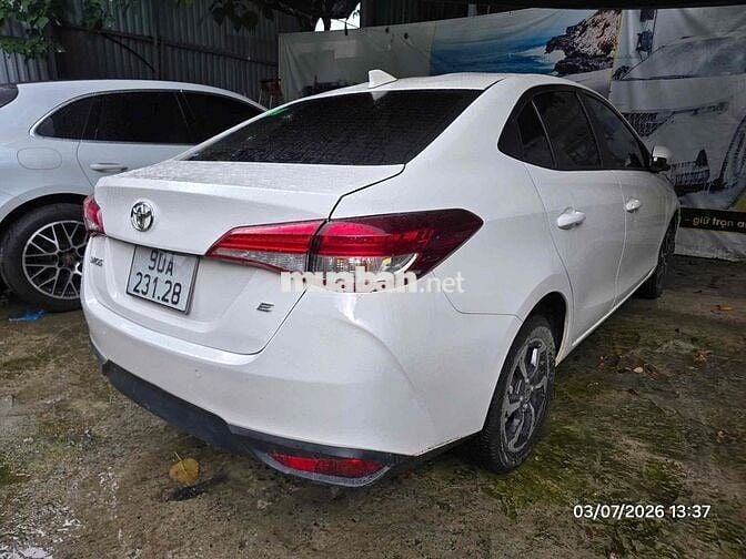 Toyota Vios E CVT Trắng Tự động 37187 km