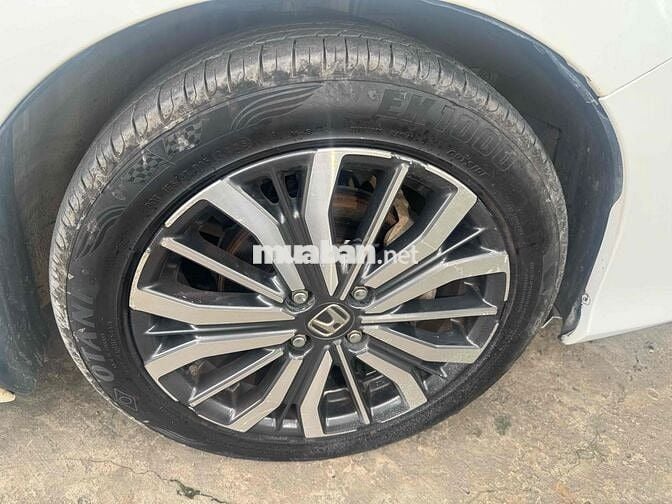 City Top 2018 Trắng 1 chủ odo 8v xịn