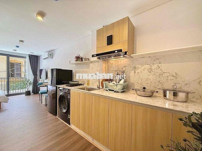 Căn hộ giá tốt ngay trung tâm - ban công lớn - thiết kế hiện đại