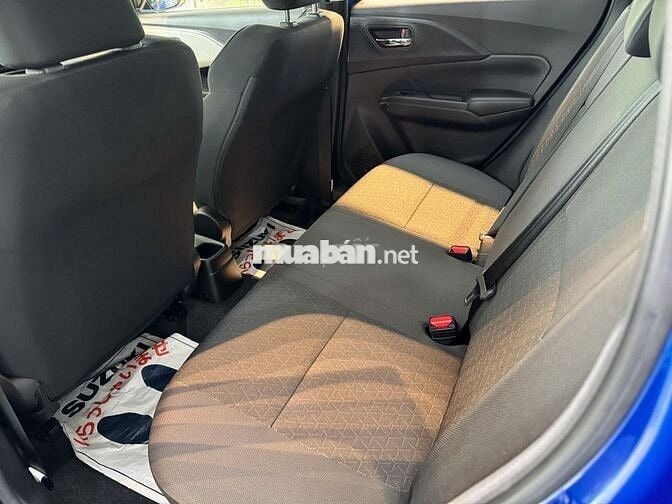 Nhà máy thanh lý 01 Swift Hybrid 2025 mới 100%