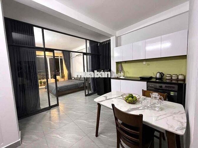 Cho Thuê CHDV đường Calmette Quận 1