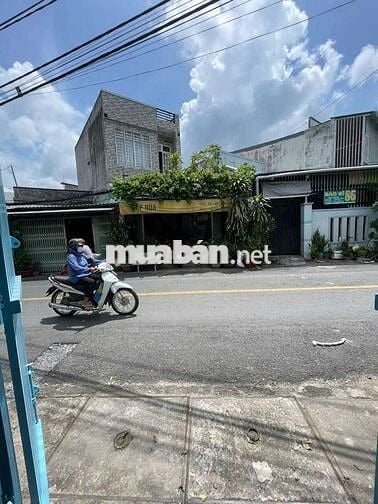 🏘️ Nhà Mặt Tiền thích hợp vừa ở vừa kinh doanh, 2 phòng, Tân Xuân HM 🏘️