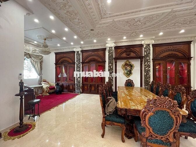Cần cho thuê nguyên căn hẻm 781A Lê Hồng Phong. DT: 5 x 20m, 3 tầng.