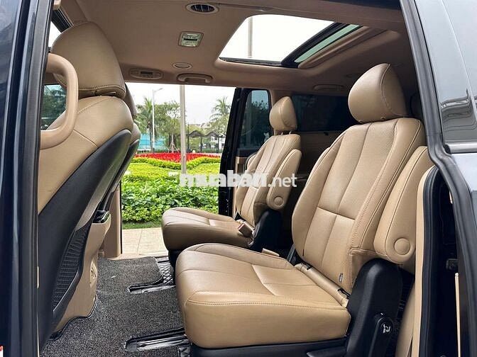 Kia Sedona Luxury model 2021 máy dầu bản full