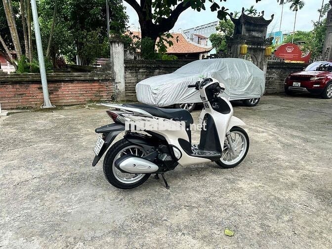 Xe siêu chất . sơn zin lốp zin cả xe . nguyên bản