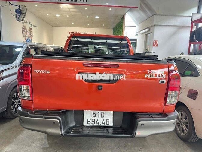 Toyota Hilux 2021 2.4L AT Số tự động Cam