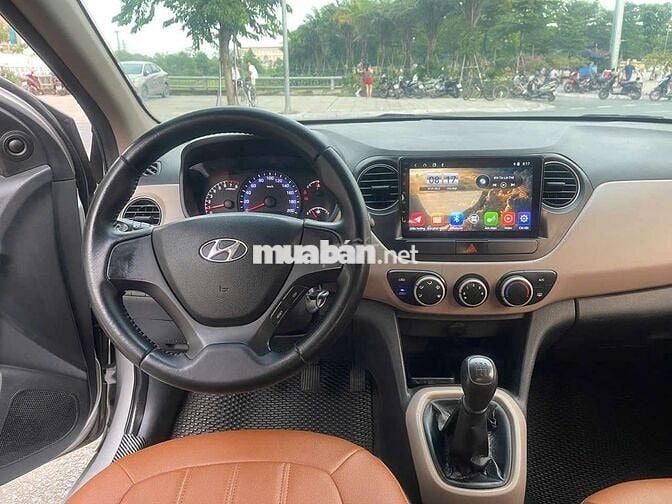 Hyundai i10 Sedan 2016 Số sàn Bạc