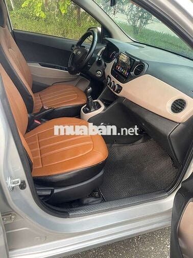 Hyundai i10 Sedan 2016 Số sàn Bạc
