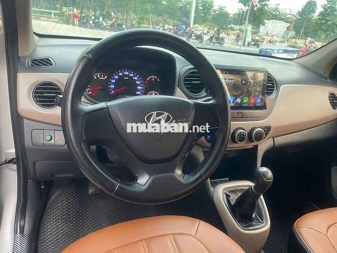 Hyundai i10 Sedan 2016 Số sàn Bạc