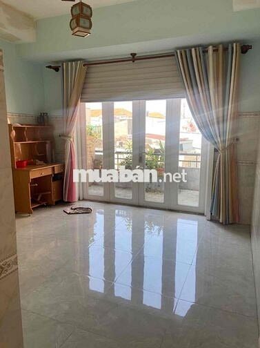 80m2 công nhận đủ, Hẻm xe hơi, Đối diện Emart Phan Văn Trị