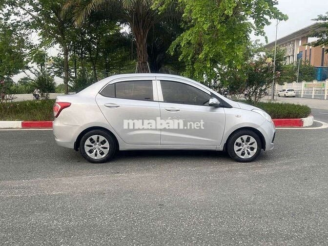 Hyundai i10 Sedan 2016 Số sàn Bạc
